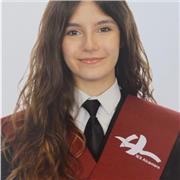 Estudiante de Traducción con inglés como una de mis especialidades, voy a prepararme el C1 y tengo un B2 titulado.